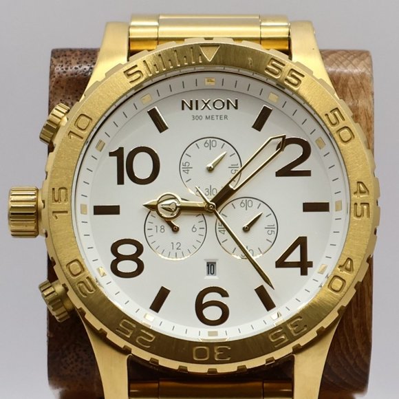 NIXON- Gorgeous 51-30 Goldielocks! SO FRESH NWOT- Full Set - Extra Links & Sexy!